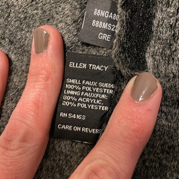 Ellen Tracy Fur Trimmed Black Jacket - Picture 12 of 16